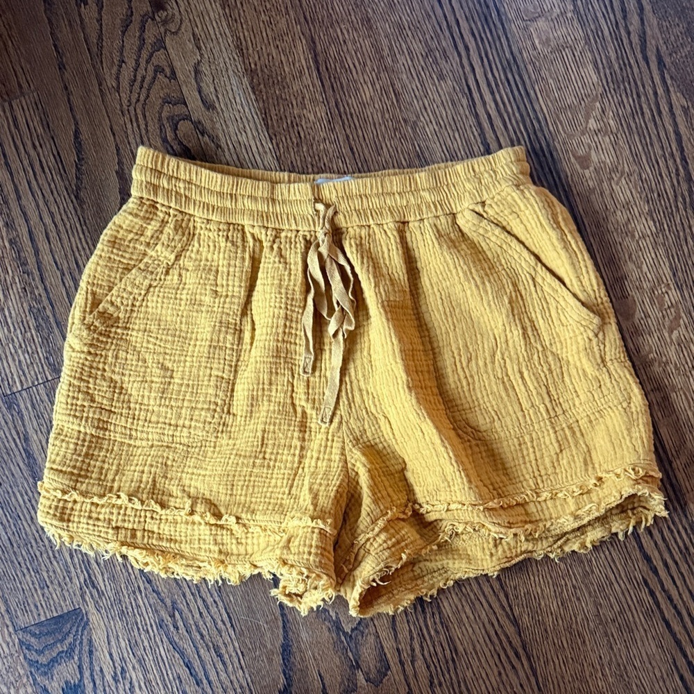 E Saturday Sunday Women's Small High Waist Mustard Shorts Frayed Hem Summer